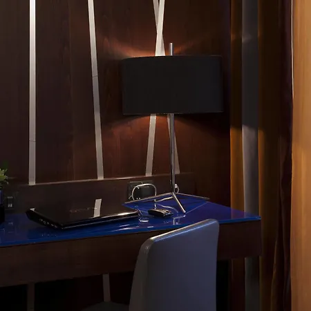 Valadier לינה וארוחת בוקר רומא